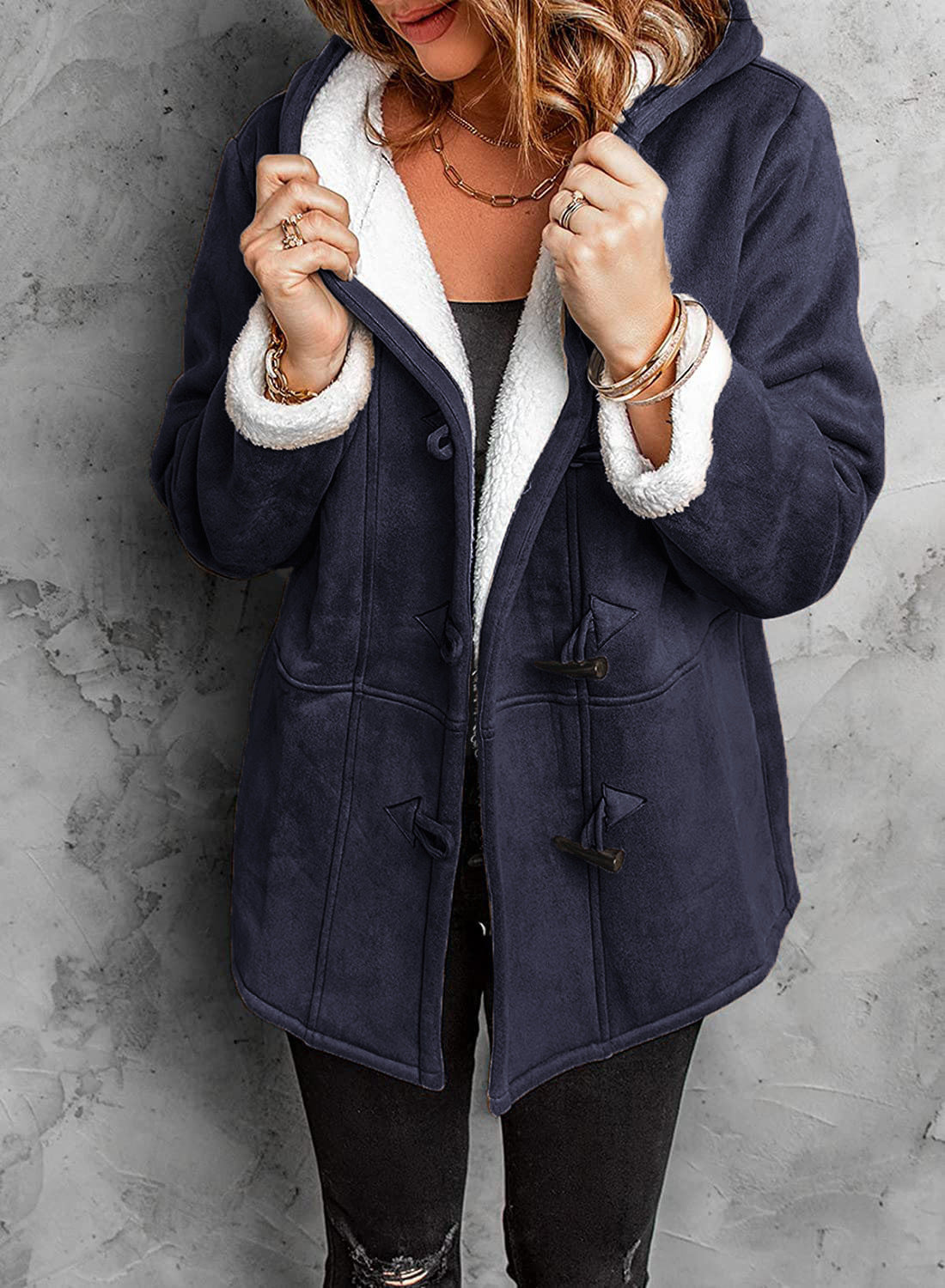 🍂🧥 Höstvärme — Midilång trenchcoat för damer: Snygg och praktisk 🌟